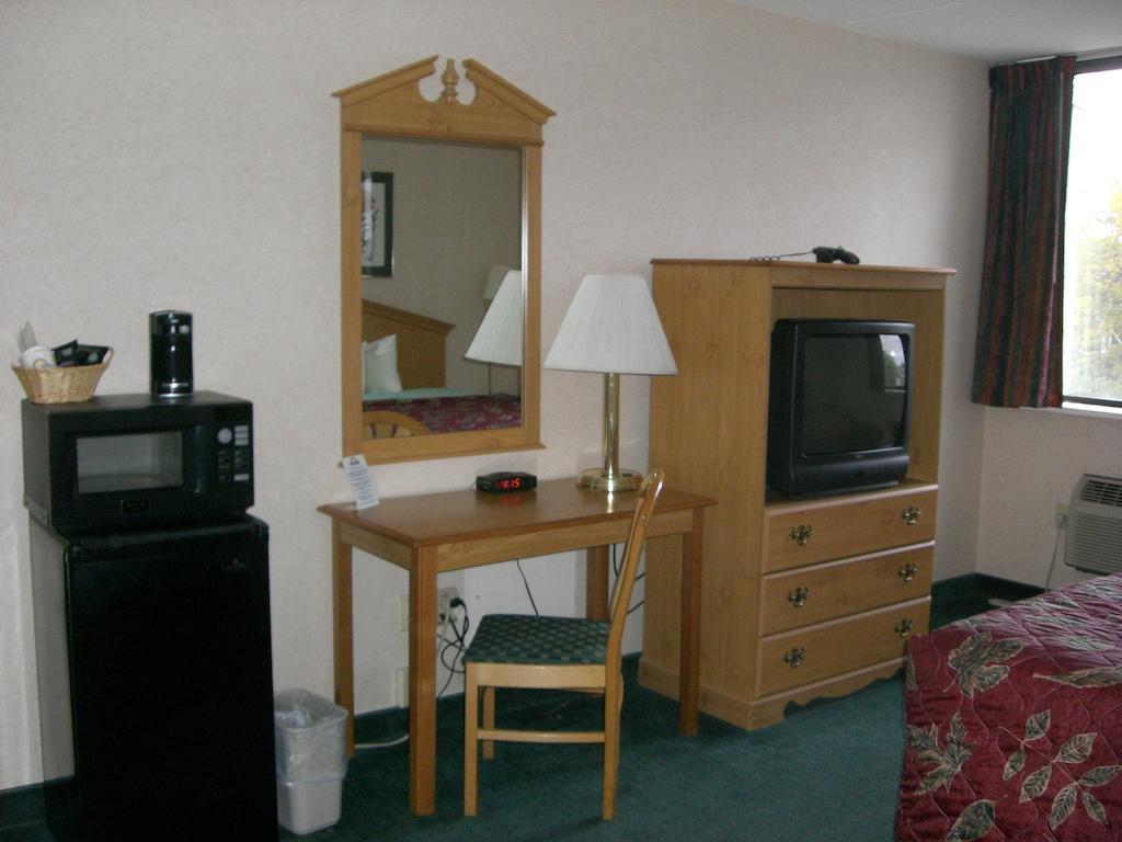Holiday Inn Express - Minneapolis West - Plymouth, An Ihg Hotel Екстер'єр фото